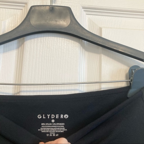 Glyder High Rise Black Criss Cross Lattice Hem Leggings Size Medium - Picture 3 of 9